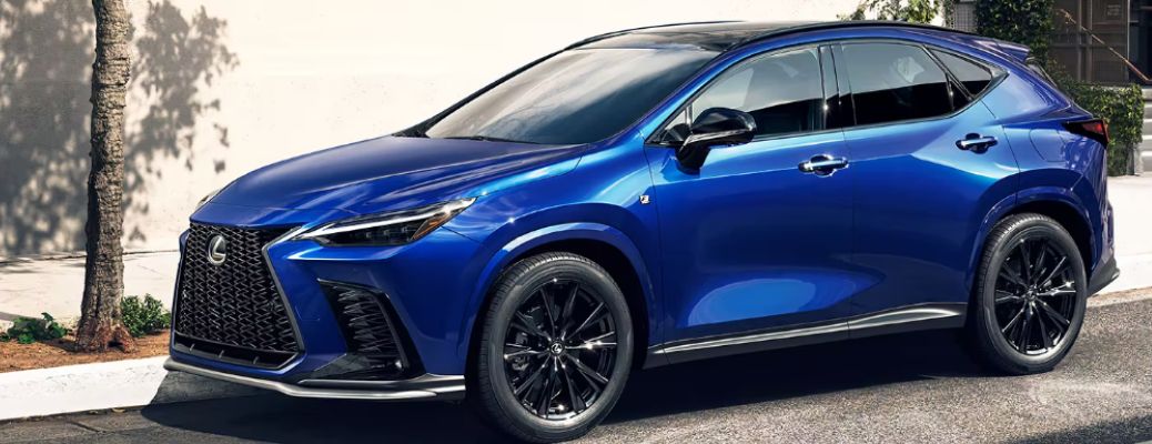 2023 Lexus NX 250 AWD side quarter view