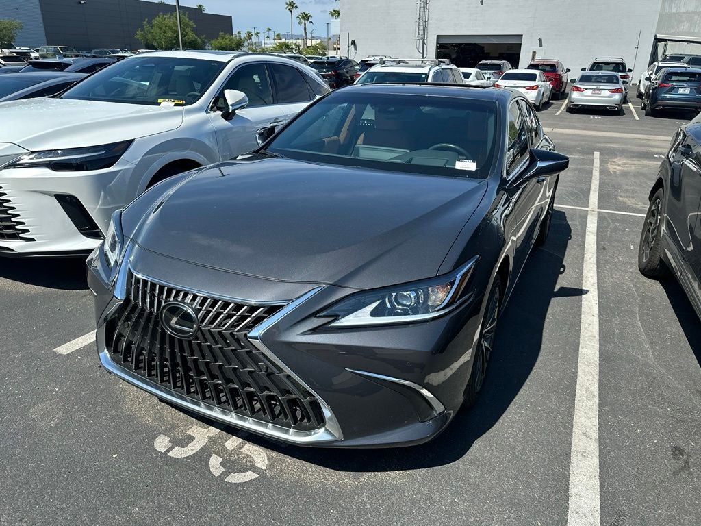 2025 Lexus ES 300h