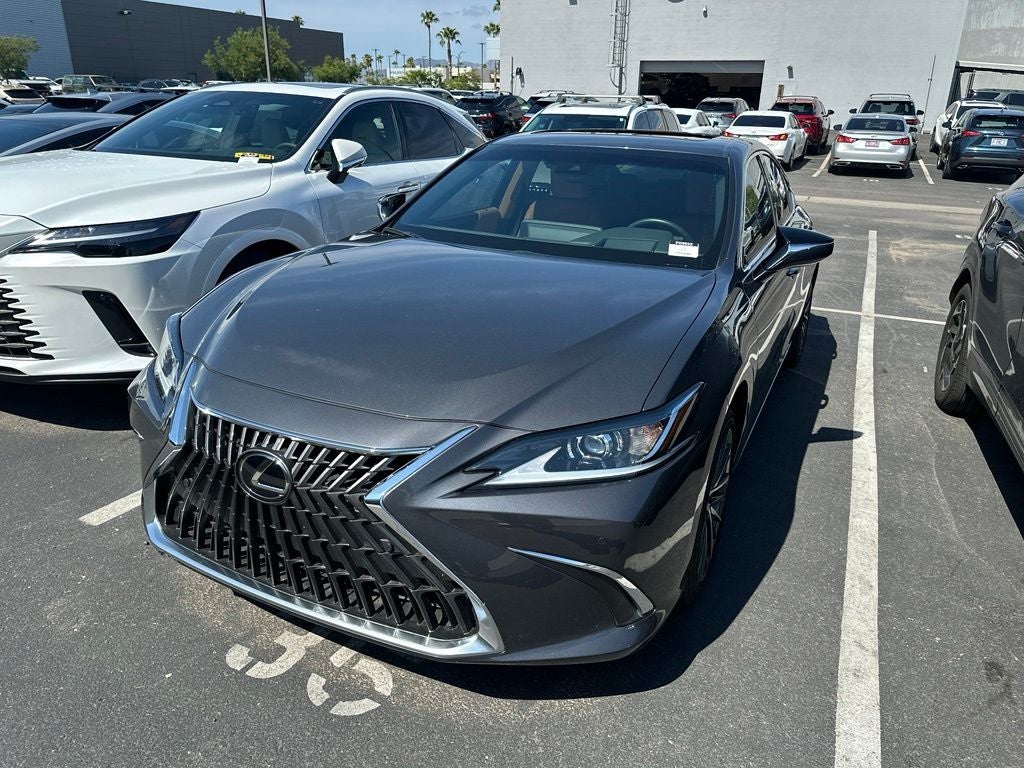 2025 Lexus ES 300h