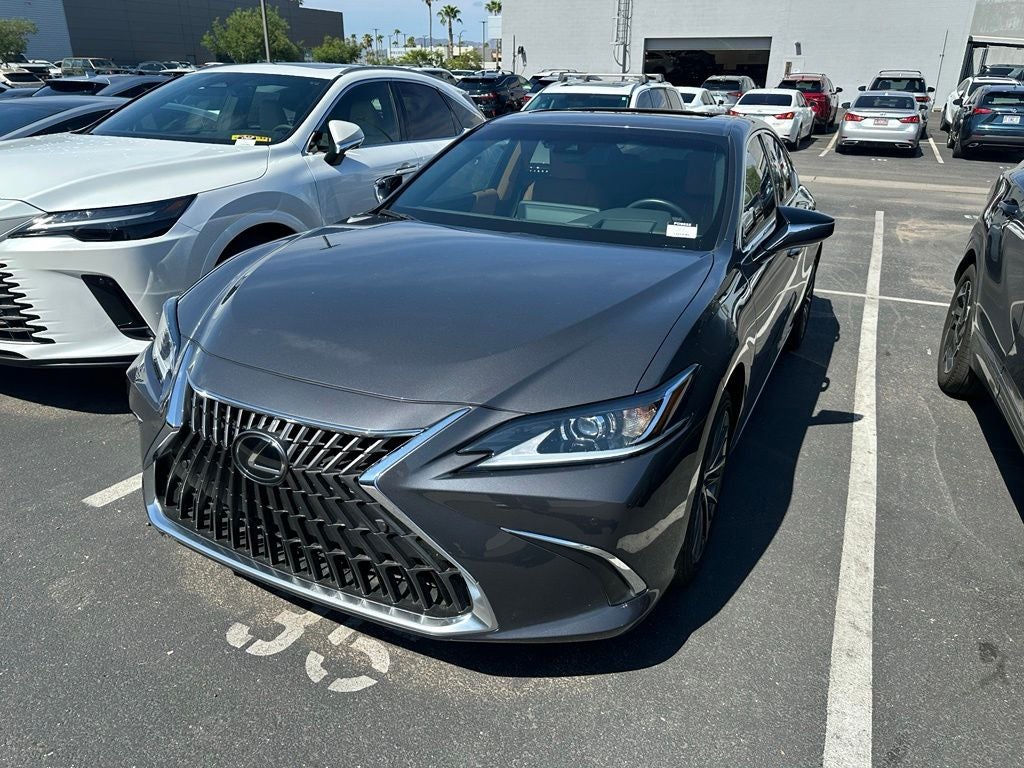 2025 Lexus ES 300h