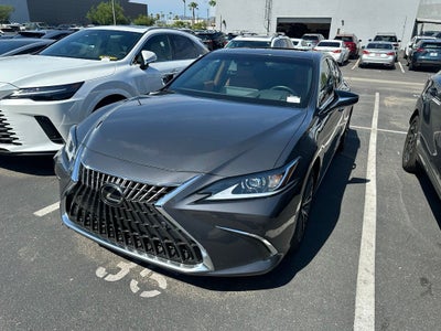 2025 Lexus ES 300h