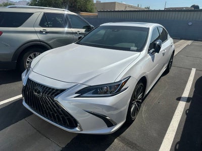 2025 Lexus ES 300h