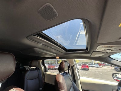 2023 Toyota Sienna Platinum 7 Passenger