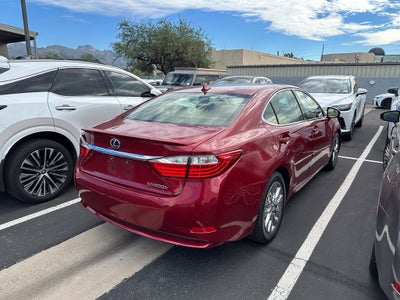 2014 Lexus ES 300h