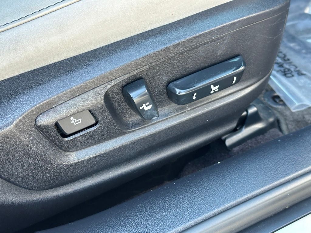 2014 Lexus ES 300h