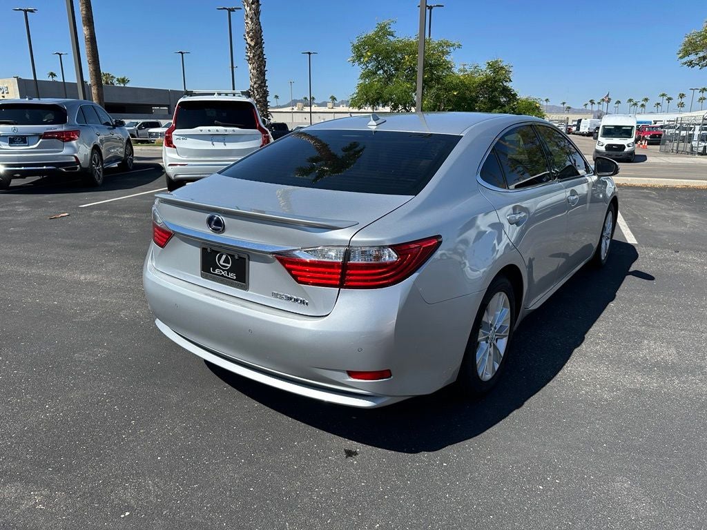 2014 Lexus ES 300h