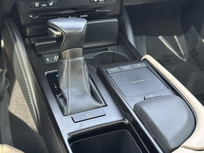 2019 Lexus ES Base
