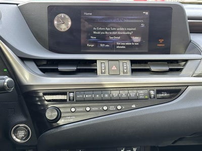 2019 Lexus ES Base