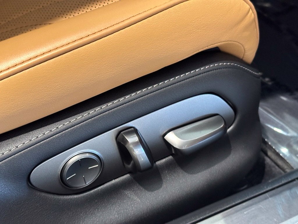 2023 Lexus LS 500 Base