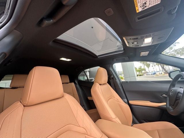 2026 Lexus UX 300h Premium