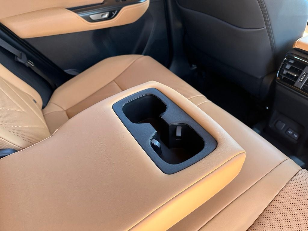 2026 Lexus NX 450h+ Premium