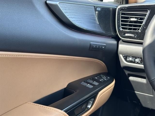 2026 Lexus NX 450h+ Luxury