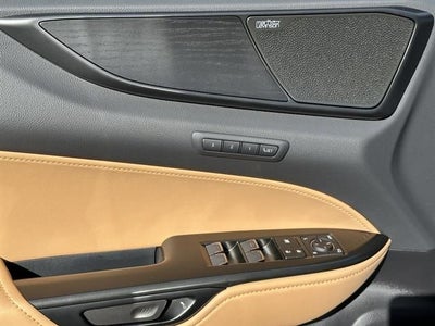 2026 Lexus NX 450h+ Luxury