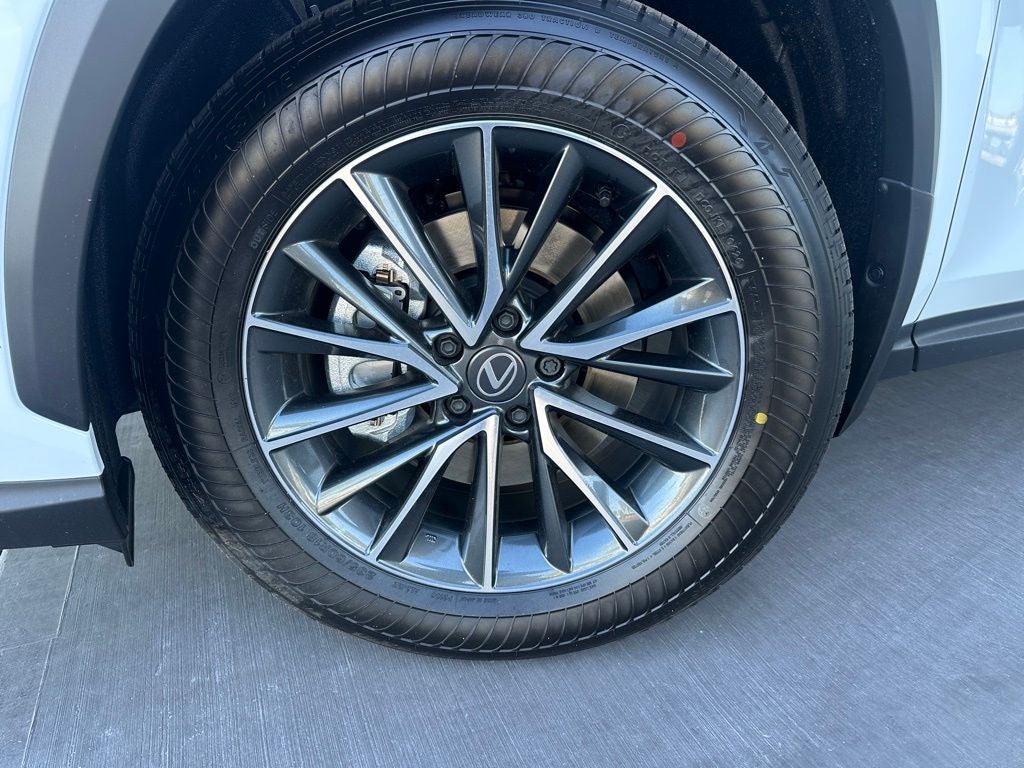 2026 Lexus NX 450h+ Premium