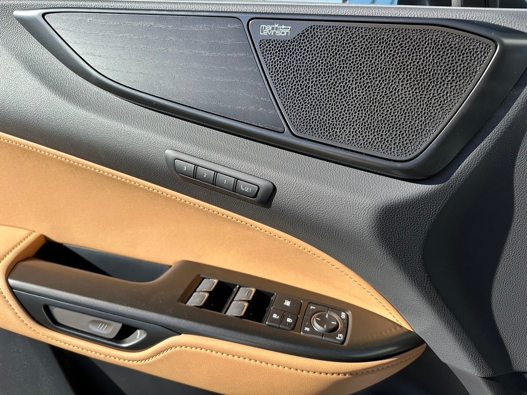 2026 Lexus NX NX 450h+ Luxury