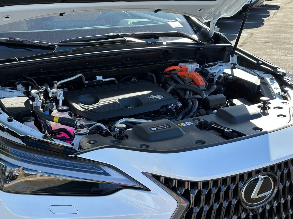 2026 Lexus NX NX 450h+ Luxury