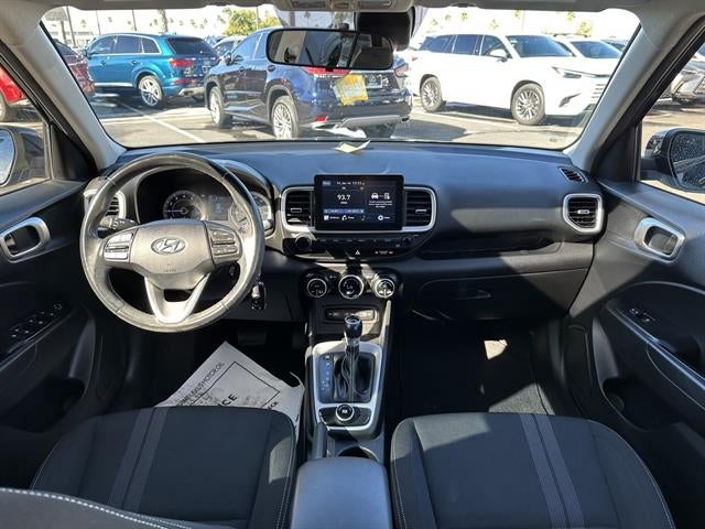 2022 Hyundai Venue SEL