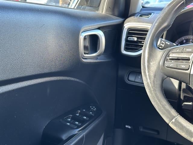 2022 Hyundai Venue SEL