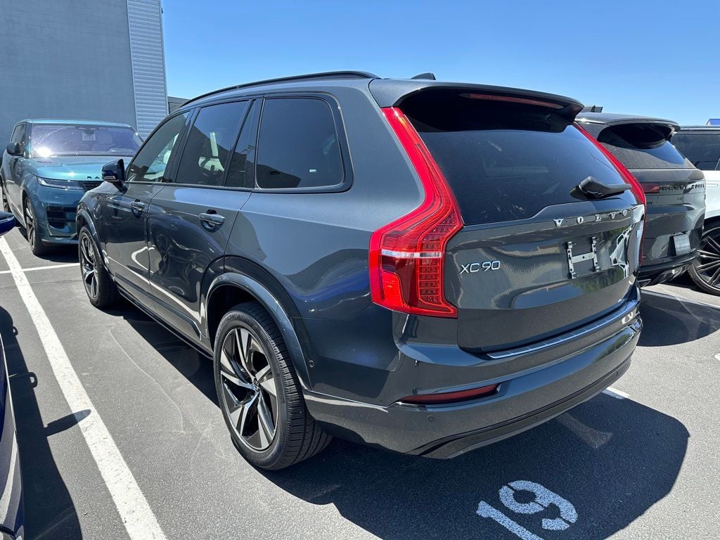 2022 Volvo XC90 Recharge Plug-In Hybrid T8 R-Design Extended Range 7P