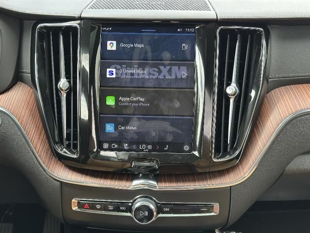 2023 Volvo XC60 B5 Ultimate Bright Theme