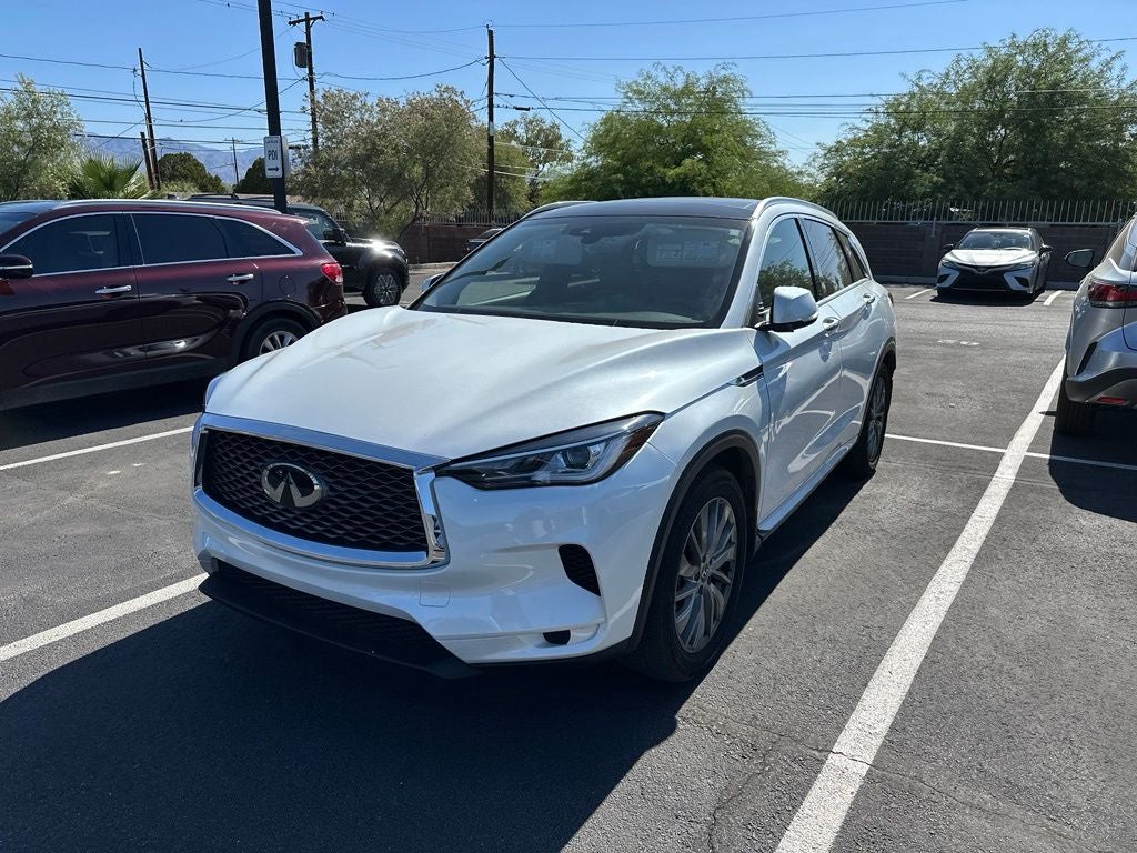 2023 INFINITI QX50 LUXE