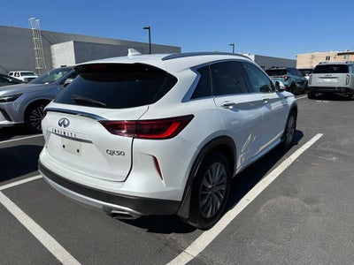2023 INFINITI QX50 LUXE
