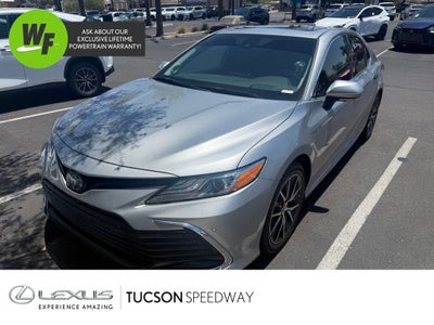 2022 Toyota Camry Hybrid XLE