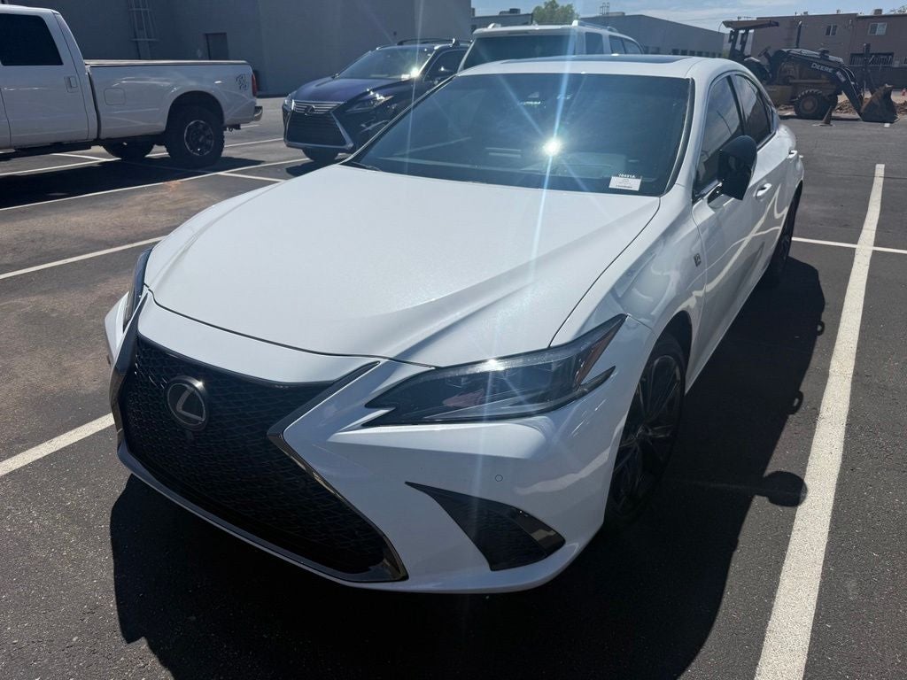 2024 Lexus ES 300h