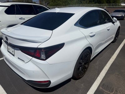 2024 Lexus ES 300h