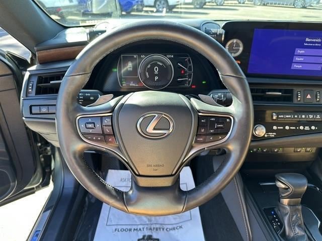 2025 Lexus ES Base