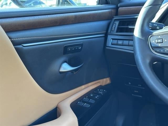 2025 Lexus ES ES 300h FWD