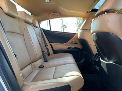 2025 Lexus ES ES 300h FWD