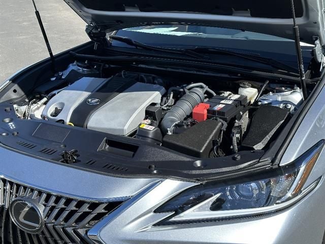 2023 Lexus ES 