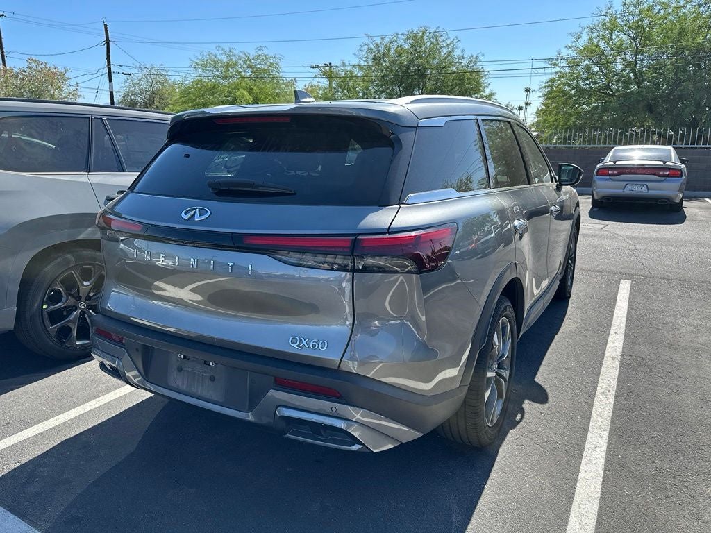 2022 INFINITI QX60 LUXE