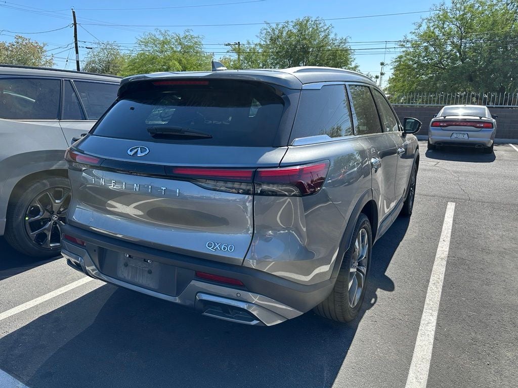 2022 INFINITI QX60 LUXE