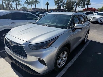 2023 Toyota Highlander LE