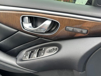 2015 INFINITI Q50 Premium