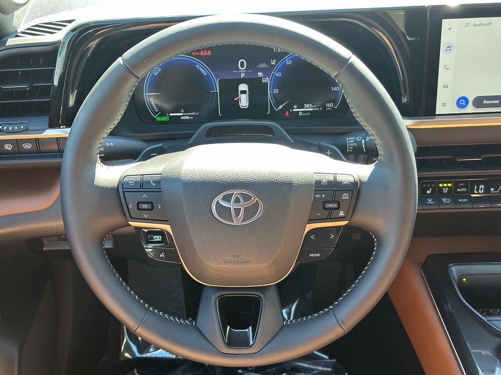 2025 Toyota Crown Signia Limited