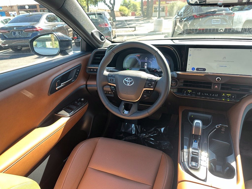 2025 Toyota Crown Signia Limited