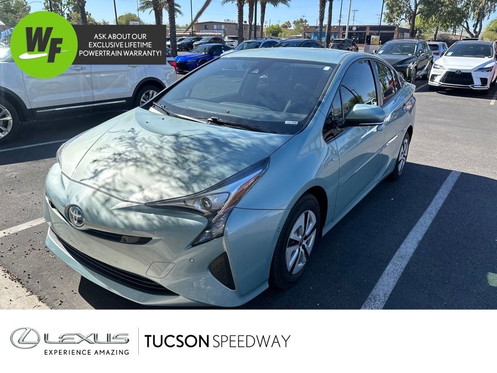 2018 Toyota Prius Two's photo
