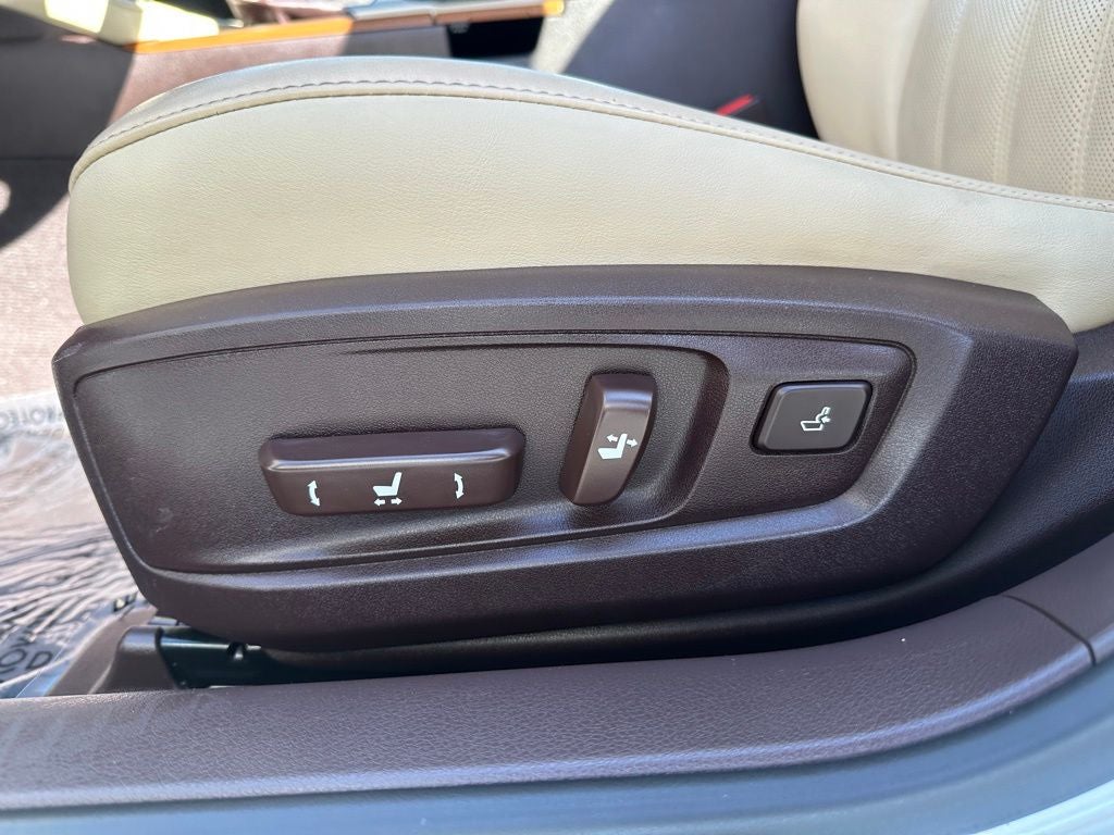 2018 Lexus ES 300h