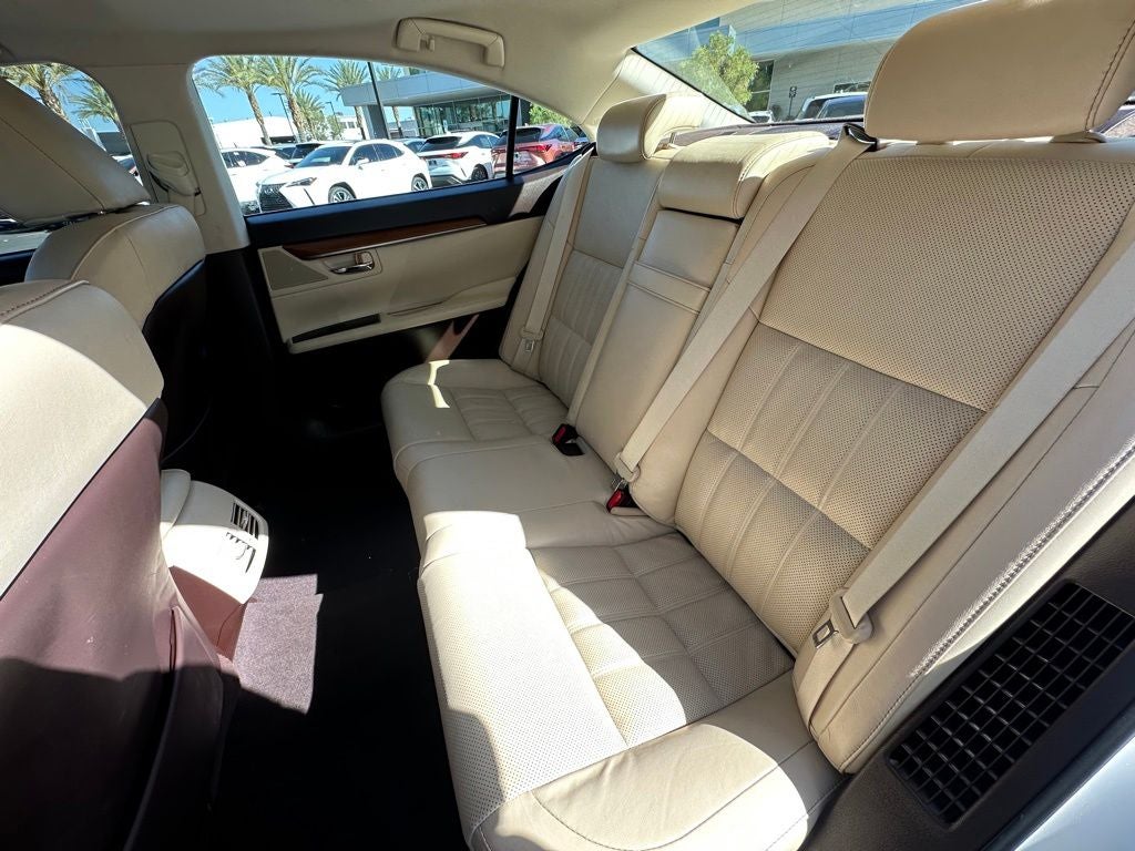 2018 Lexus ES 300h