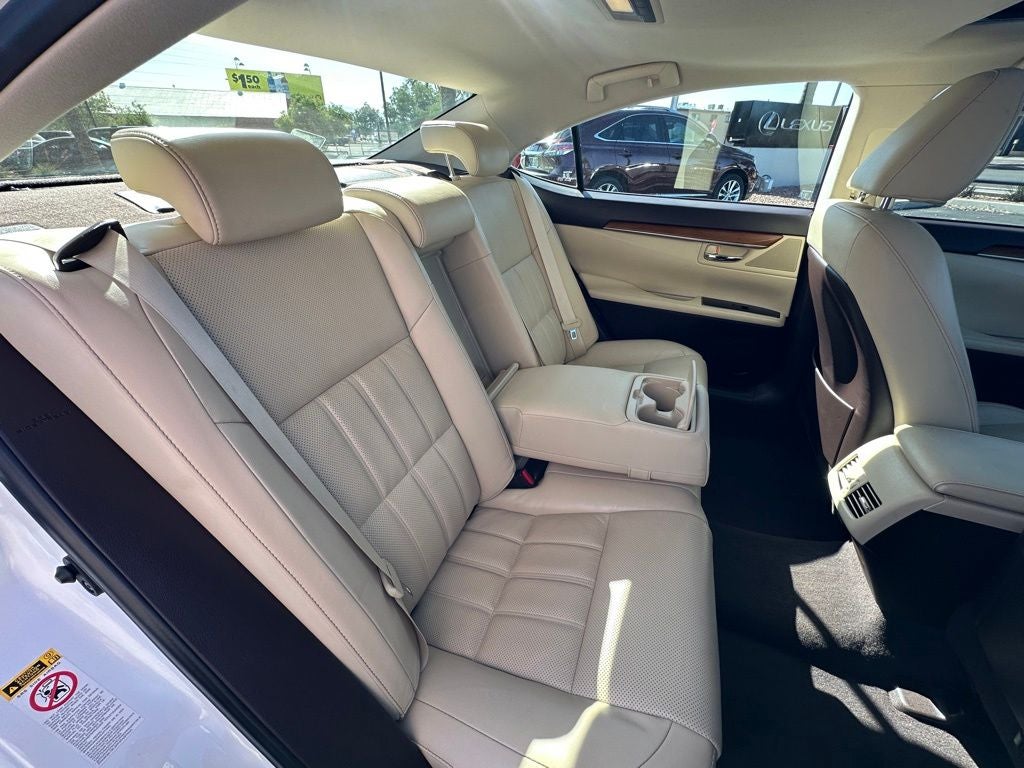 2018 Lexus ES 300h