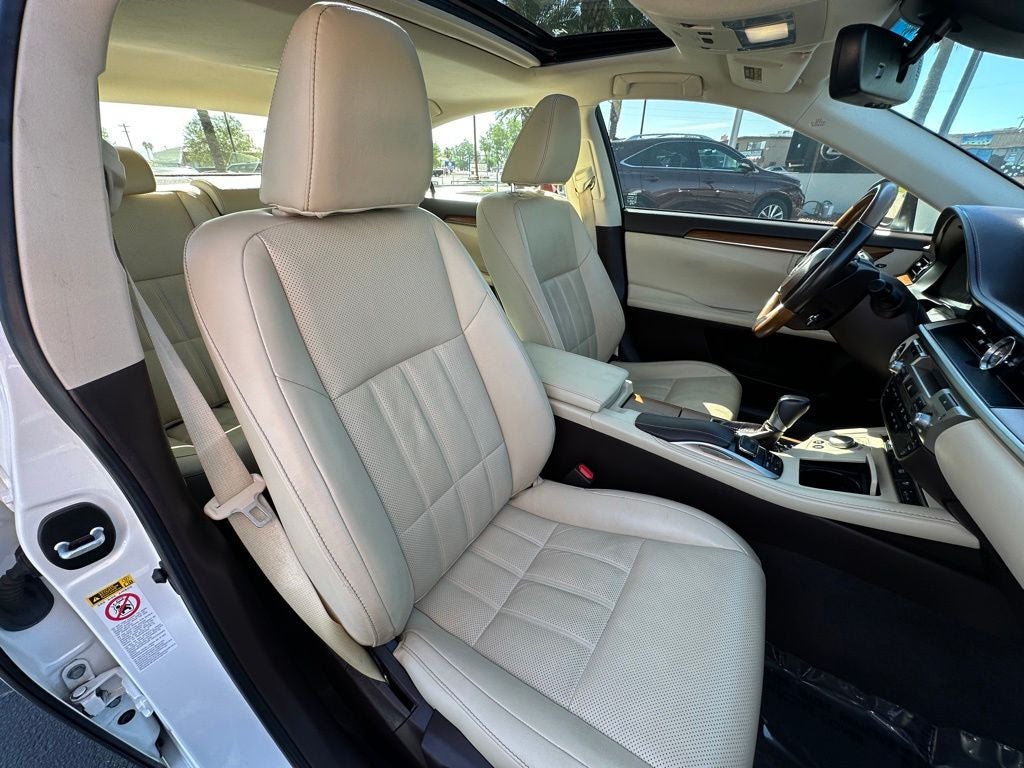 2018 Lexus ES 300h