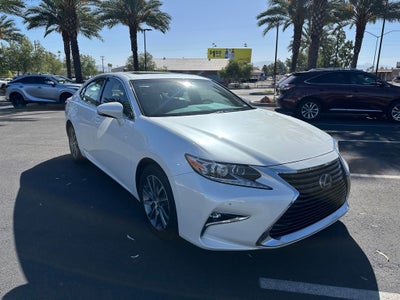 2018 Lexus ES 300h