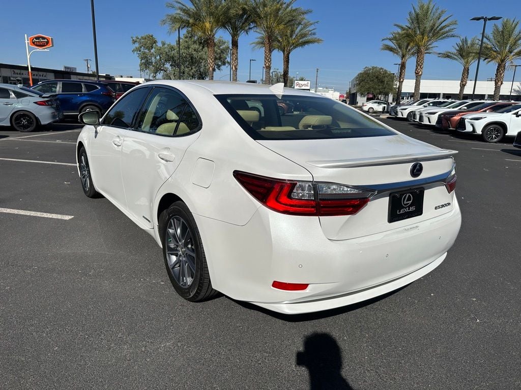 2018 Lexus ES 300h