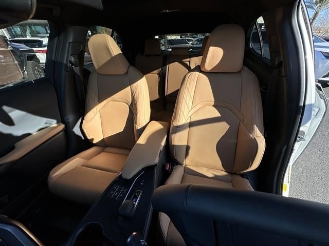 2025 Lexus UX 300h PREMIUM