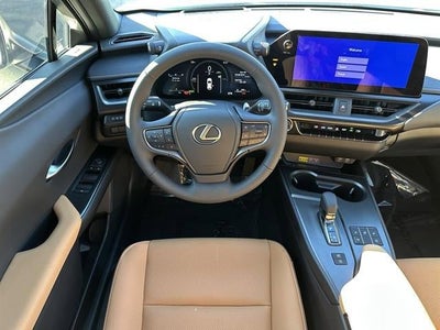 2025 Lexus UX 300h PREMIUM