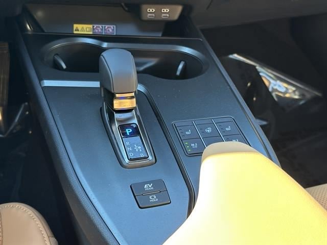 2025 Lexus UX 300h PREMIUM