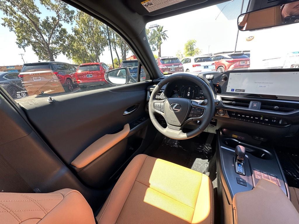 2026 Lexus UX 300h Premium